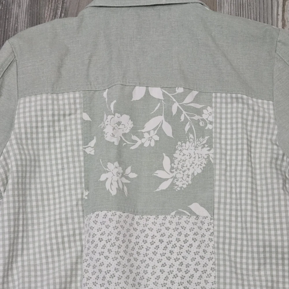 Ali Miles patchwork style floral jacket size medium western boho style